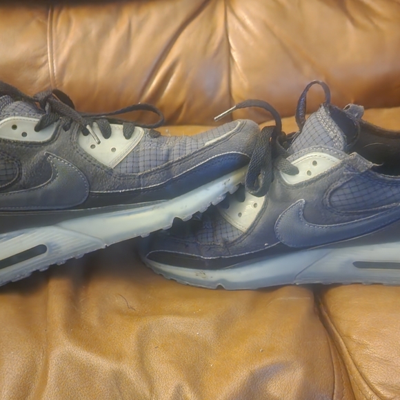 Nike Air Max 90 Terrascape Black Lime Ice 2021 size 9.5 rated 7.5/10 - Picture 2 of 7